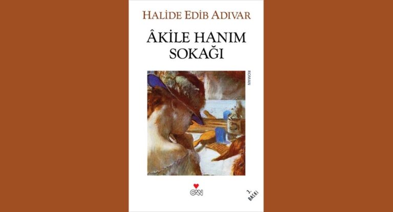 Akile Hanım Sokağı