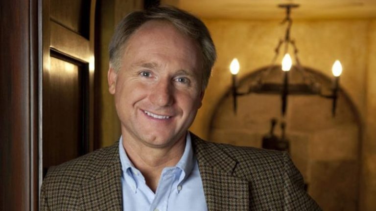 Dan Brown