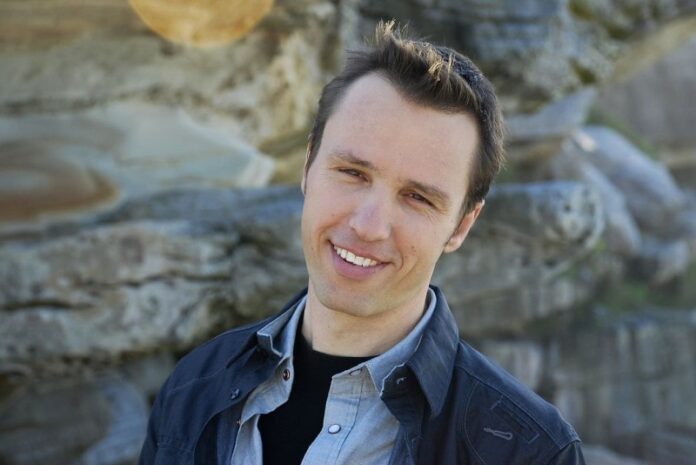 Markus Zusak Kimdir
